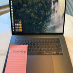 Good MacBook Air 2024 (M3) - 15 inch - 256 GB, Midnight, 16 GB, Apple M3, 10-core GPU