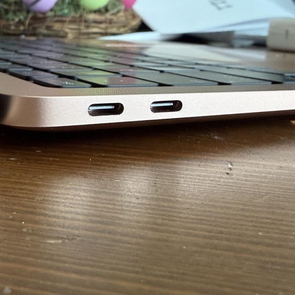 MacBook Air 2020 - 13 inch - 512 GB, Gold, 8 GB, Intel Core i5