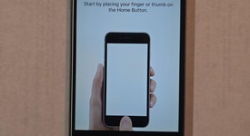 Good
													Apple iPhone 6 - Unlocked, Gray, 16 GB, A1549, photo 3 of 9