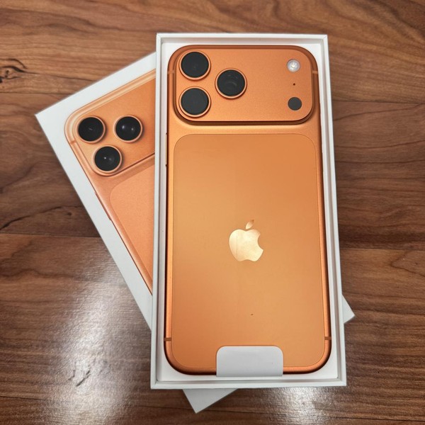 Apple iPhone 17 Pro Max - Unlocked, 256 GB, Cosmic Orange, A3257