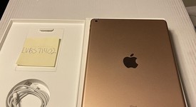 Mint
													Apple iPad 7th Gen - Wi-Fi, Gold, 32 GB, A2197, photo 3 of 11