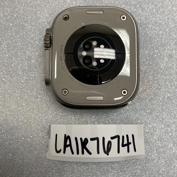 Apple Watch Ultra 49mm - Unlocked, Titanium, A2622