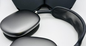 Used
													Apple AirPods Max - Gray, photo 2 of 9