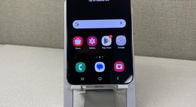 Mint
													Samsung Galaxy S22 - Unlocked Non-US, Black, 128 GB, 8 GB, SM-S901E/DS, photo 1 of 10