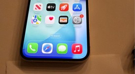 Mint
													Apple iPhone 13 - Verizon, Pink, 128 GB, A2482, photo 1 of 5