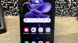 Good
													Samsung Galaxy Z Flip3 5G - Unlocked, Black, 256 GB, 8 GB, SM-F711U1, photo 1 of 11