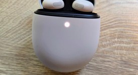 Used
													Google Pixel Buds Pro 2 - Porcelain, photo 3 of 5