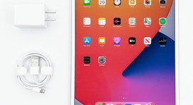 Mint
													Apple iPad Air 3rd Gen - Wi-Fi, Silver, 256 GB, photo 1 of 1