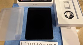 Mint
													Apple iPad Pro 11" (M4) 2024 - Unlocked, Black, 512 GB, 8 GB, A2837, Standard Glass, photo 5 of 7