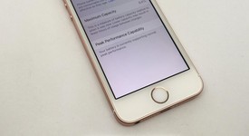Good
													Apple iPhone SE 1st Gen 2016 - T-Mobile, Rose Gold, 16 GB, A1662, photo 3 of 11