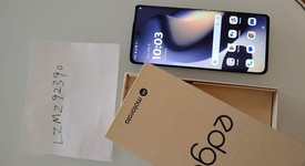 Mint
													Motorola Edge (2024) - Unlocked, Black, 256 GB, 8 GB, photo 1 of 8