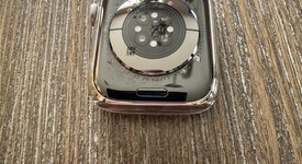 Good
													Apple Watch Series 8 45mm - Unlocked, Silver, A2774 - Cellular, Stainless, photo 3 of 9