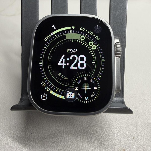 Apple Watch Ultra 2 49mm - Unlocked, Natural, A2986