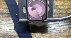 Fair
													Apple Watch Series 7 41mm - Unlocked, Starlight, A2475 - Cellular, Aluminum, photo 2 of 6