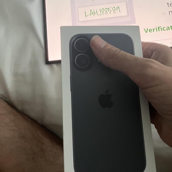 Apple iPhone 17 - AT&T, 256 GB, Black, A3258
