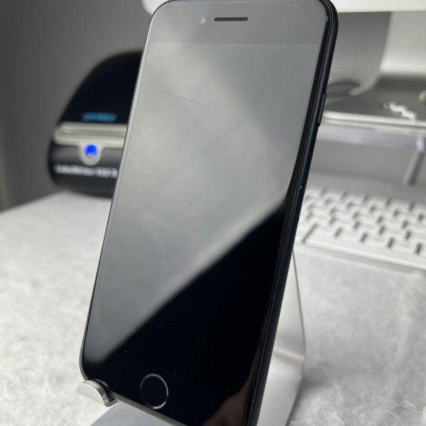 Apple iPhone SE 3rd Gen 2022 - Unlocked, Midnight, 64 GB, A2595