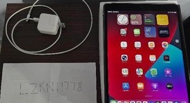 Mint
													Apple iPad Air 3rd Gen - Wi-Fi, Gray, 64 GB, photo 2 of 10