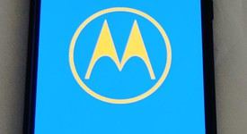 Mint
													Motorola One Zoom - Unlocked, Gray, 128 GB, 4 GB, photo 1 of 9