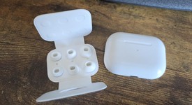 Used
													Apple AirPods Pro 2nd Gen - Lightning, photo 5 of 17