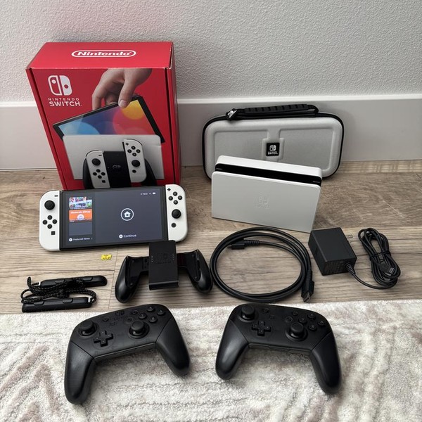 Nintendo Switch - OLED - White, 64 GB