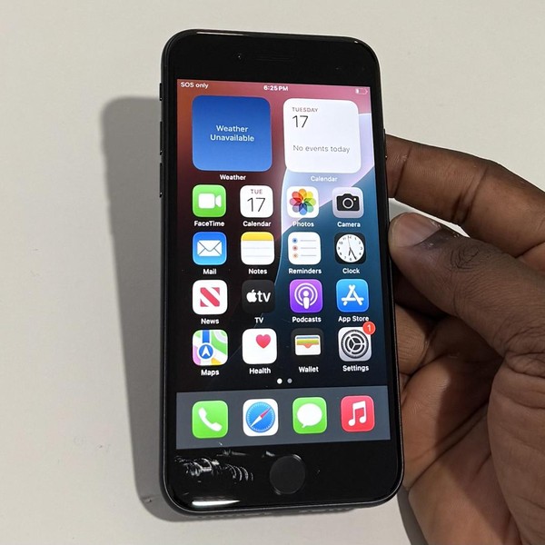 Apple iPhone SE 3rd Gen 2022 - Unlocked, 64 GB, Midnight, A2595