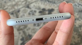 Good
													Apple iPhone 7 - Sprint, Silver, 32 GB, A1660, photo 4 of 6