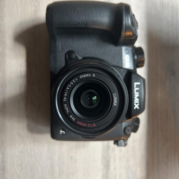 Panasonic Lumix GH5