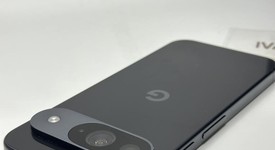 Good
													Google Pixel 9 - Unlocked, Obsidian, 128 GB, 12 GB, G2YBB, photo 3 of 6