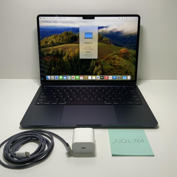 MacBook Air 2022 (M2) - 13 inch - 256 GB, Midnight, 8 GB, Apple M2