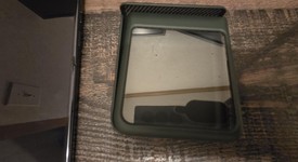 Mint
													Motorola Razr (2024) - Cricket, Gray, 256 GB, 8 GB, photo 4 of 13