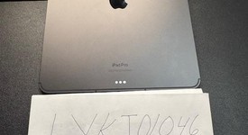 Good
													Apple iPad Pro 13" (M4) 2024 - T-Mobile, Black, 256 GB, 8 GB, A2926, Standard Glass, photo 1 of 9
