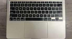 Good
													MacBook Air 2020 - 13" - I5, Silver, 512 GB, 8 GB, photo 4 of 8