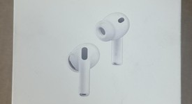 New
													Apple AirPods Pro 3, photo 1 of 3