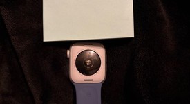 Mint
													Apple Watch SE 2nd Gen 40mm - Silver, A2722 - GPS, Aluminum, photo 4 of 7