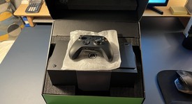 Good
													Xbox Series X (2020) - Black, 1 TB, standard, photo 2 of 10