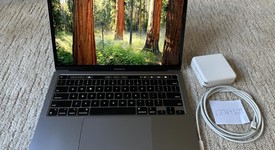 Good
													MacBook Pro 2020 - 13" - Apple M1, Silver, 1 TB, 16 GB, photo 1 of 8