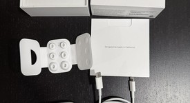 Used
													Apple AirPods Pro 2 - Lightning, photo 2 of 7