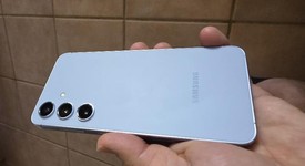 Mint
													Samsung Galaxy S24 - Unlocked, Blue, 256 GB, 8 GB, SM-S921U1, photo 1 of 9