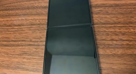 Good
													Samsung Galaxy Z Flip4 5G - Unlocked, Blue, 256 GB, 8 GB, SM-F721U1, photo 2 of 3