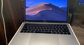 Good
													MacBook Pro 2017 (No Touch Bar) - 13" - Silver, 128 GB, 8 GB, photo 1 of 10