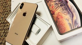 Mint
													Apple iPhone Xs Max - Sprint, Gold, 64 GB, A1921, photo 5 of 5