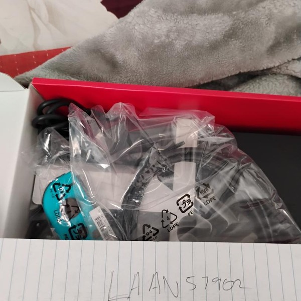 Nintendo Switch - Red & Blue, 32 GB