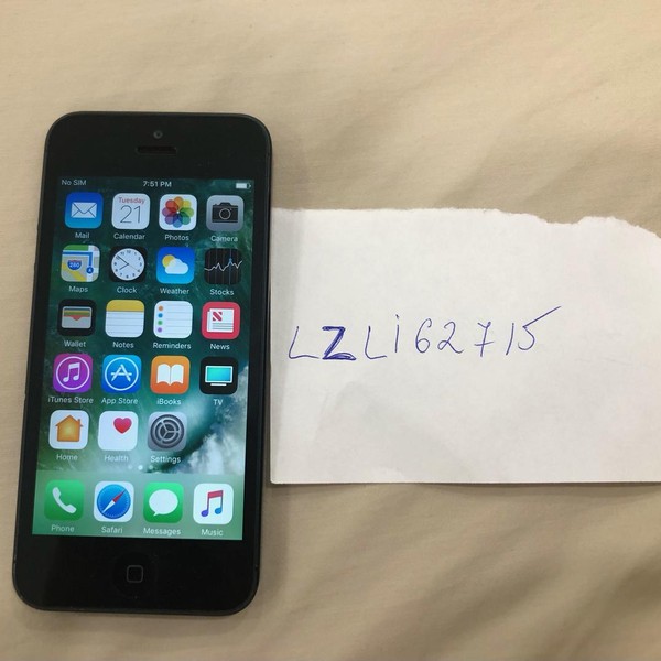 Apple iPhone 5 - Unlocked, 32 GB, Black, A1429