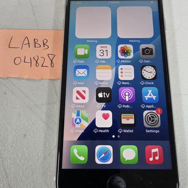 Apple iPhone SE 3rd Gen 2022 - Unlocked, Starlight, 128 GB, A2595