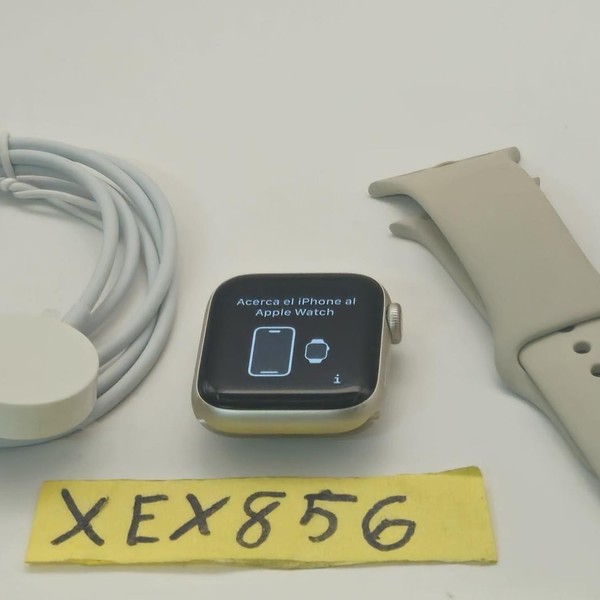 Apple Watch SE (2nd Gen) 40mm - Unlocked, Starlight, A2726 - Cellular, Aluminum