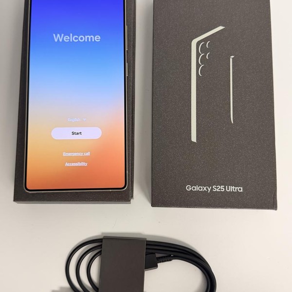 Samsung Galaxy S25 Ultra - Unlocked, 256 GB, Black, 12 GB, SM-S938U1