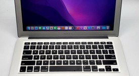 Fair
													MacBook Air 2017 - 13" - I5, Silver, 128 GB, 8 GB, photo 4 of 6
