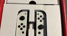 Good
													Nintendo Switch - OLED - White, 64 GB, photo 4 of 11