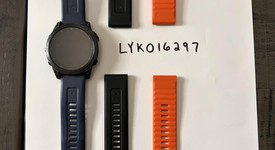 Good
													Garmin epix Gen 2 - Black, Sapphire, photo 1 of 7