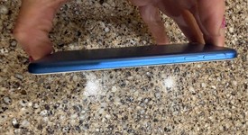 Good
													Apple iPod Touch 6th Gen - Wi-Fi, Blue, 32 GB, photo 3 of 9